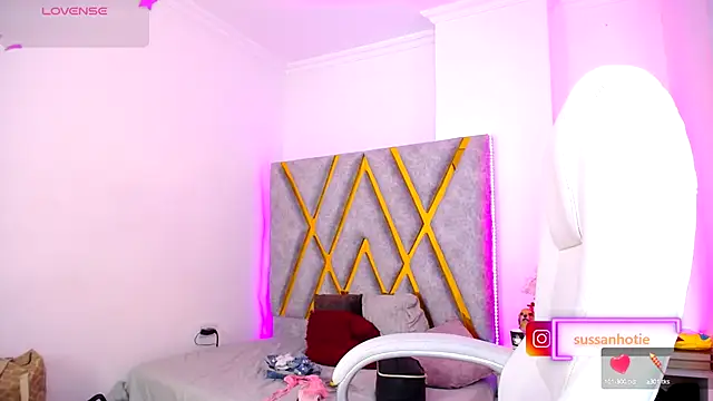 SussanHottye1  online show from October 4, 11:30 am