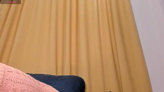 Snapshot of mirann chatting on February 15, 4:14 am mirann online show from February 15, 4:14 am