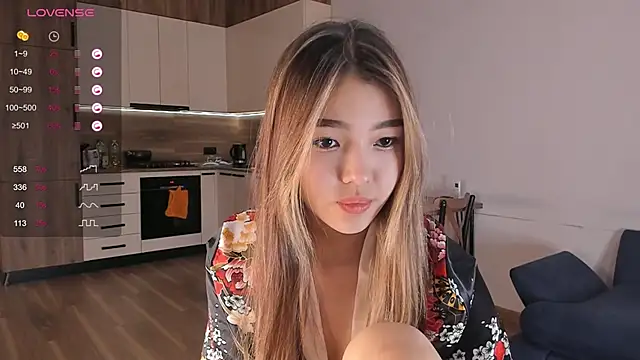 Snapshot of mirann chatting on March 1, 1:29 pm mirann online show from March 1, 1:29 pm