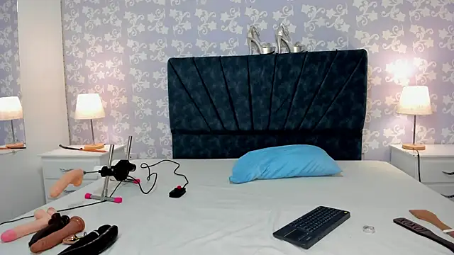 SalomeSimonz online show from November 21, 7:34 pm