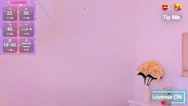 taylorsmiiith  online show from March 26, 8:03 pm