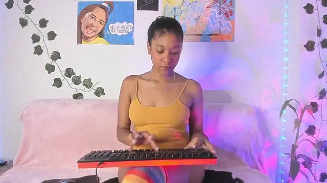 ElectraaJoness online show from May 5, 2:25 pm