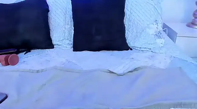 MeganPresleyy online show from January 30, 6:21 pm