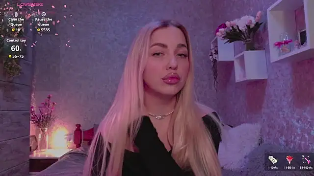 Snapshot of Mika_Rayy chatting on October 16, 7:26 pm Mika Rayy online show from October 16, 7:26 pm