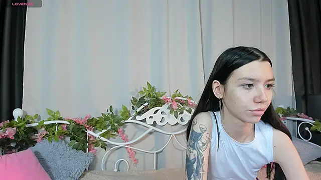 Amelia skyy online show from March 11, 4:40 am