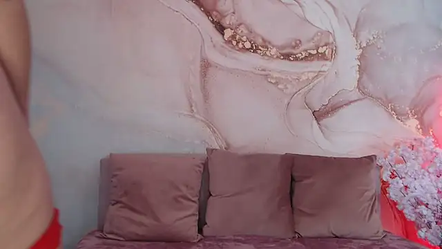 Snapshot of SweetChyou chatting on November 12, 8:37 am SweetChyou online show from November 12, 8:37 am