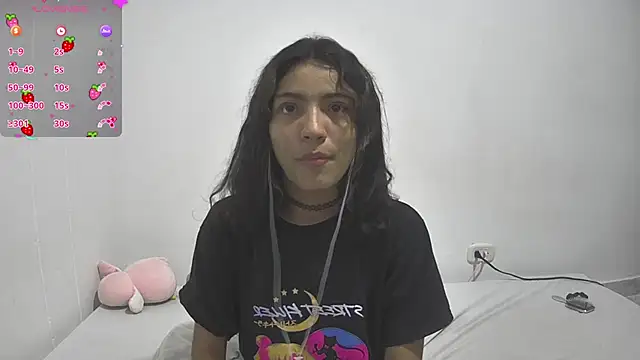 Lovelyamyy online show from January 14, 3:43 am