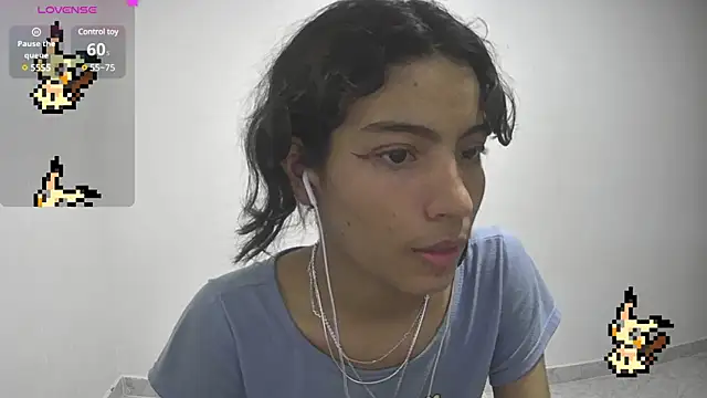 Lovelyamyy online show from February 1, 2:16 am