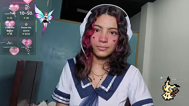 Lovelyamyy online show from October 16, 10:44 pm