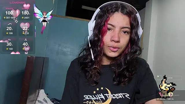 Lovelyamyy online show from October 18, 2:40 pm