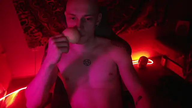 johnny positive online show from November 15, 4:03 pm