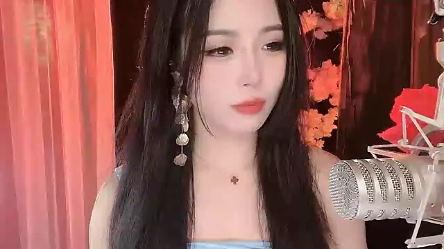 Snapshot of ying-love520 chatting on March 12, 11:20 am ying-love520 online show from March 12, 11:20 am