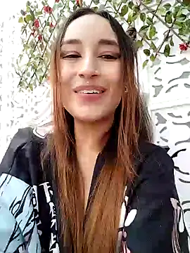 Snapshot of coral_jonesss chatting on January 20, 4:12 pm coral jonesss online show from January 20, 4:12 pm