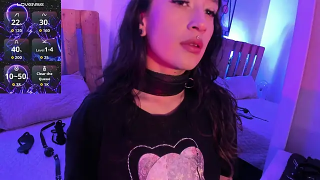 coral jonesss online show from March 30, 4:19 pm