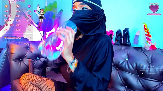 azahara faraah online show from October 4, 7:45 pm