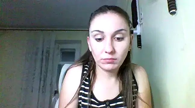 Snapshot of Yuliia30 chatting on January 12, 5:54 pm Yuliia30 online show from January 12, 5:54 pm