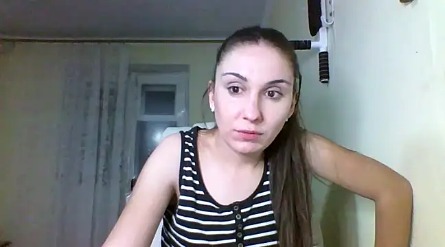 Snapshot of Yuliia30 chatting on January 12, 9:08 pm Yuliia30 online show from January 12, 9:08 pm