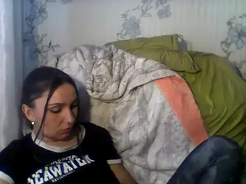 Snapshot of Yuliia30 chatting on February 12, 12:22 pm Yuliia30 online show from February 12, 12:22 pm