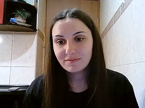 Snapshot of Yuliia30 chatting on April 22, 6:53 pm Yuliia30 online show from April 22, 6:53 pm