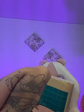 Anddyy   online show from February 18, 9:55 pm