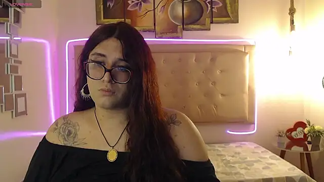 Snapshot of kathepickmanx chatting on February 17, 3:14 am kathepickmanx online show from February 17, 3:14 am