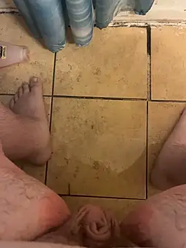 Bigcokz123456 online show from March 8, 4:49 am