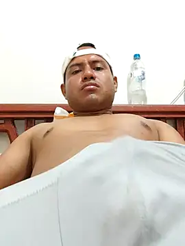 BxanderMan online show from March 8, 5:38 am