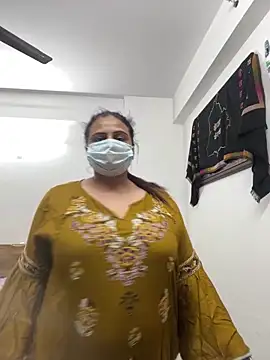 Snapshot of Miss-Jasmine chatting on February 17, 5:53 pm Miss-Jasmine online show from February 17, 5:53 pm