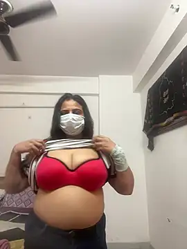 Snapshot of Miss-Jasmine chatting on February 19, 10:12 am Miss-Jasmine online show from February 19, 10:12 am