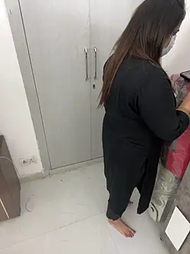 Snapshot of Miss-Jasmine chatting on March 3, 5:50 pm Miss-Jasmine online show from March 3, 5:50 pm