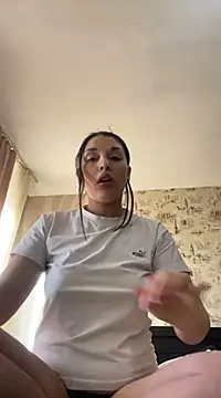 Snapshot of Rosanna_Rennie chatting on February 24, 1:10 pm Rosanna Rennie online show from February 24, 1:10 pm