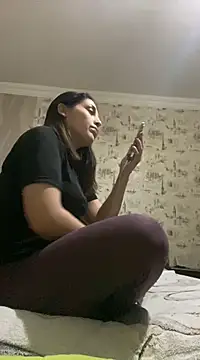 Snapshot of Rosanna_Rennie chatting on February 25, 6:42 pm Rosanna Rennie online show from February 25, 6:42 pm