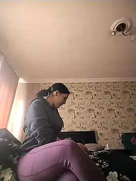 Snapshot of Rosanna_Rennie chatting on March 3, 10:06 am Rosanna Rennie online show from March 3, 10:06 am