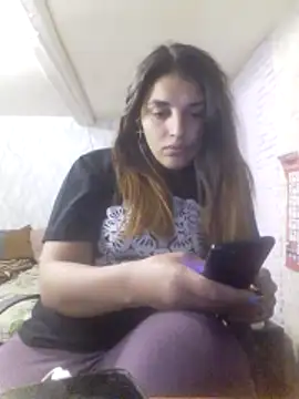 Snapshot of Rosanna_Rennie chatting on October 18, 8:37 am Rosanna Rennie online show from October 18, 8:37 am