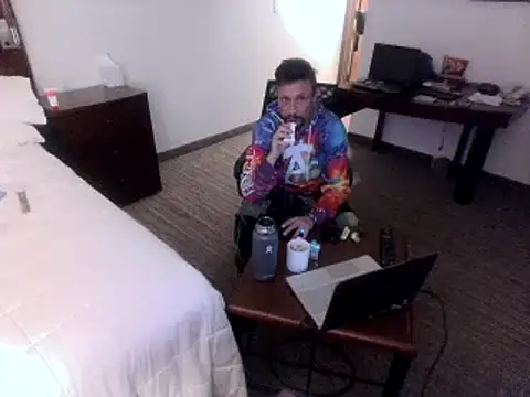 AQuickPhyx online show from January 10, 10:04 pm