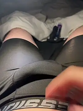 Snapshot of GastonBig chatting on February 8, 10:13 pm GastonBig online show from February 8, 10:13 pm