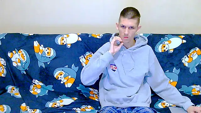 Lester Broo online show from October 10, 9:14 pm