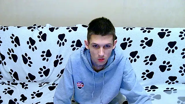 Lester Broo online show from March 27, 8:52 pm