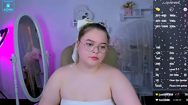 Erica  Alta online show from January 25, 12:26 pm