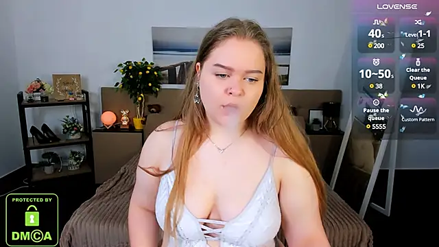 Erica  Alta online show from March 11, 6:32 am