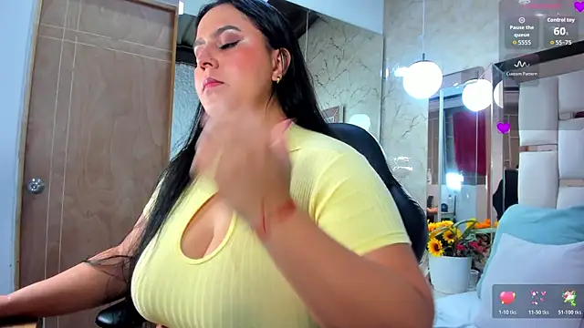 katleya lewiis online show from November 15, 10:37 pm