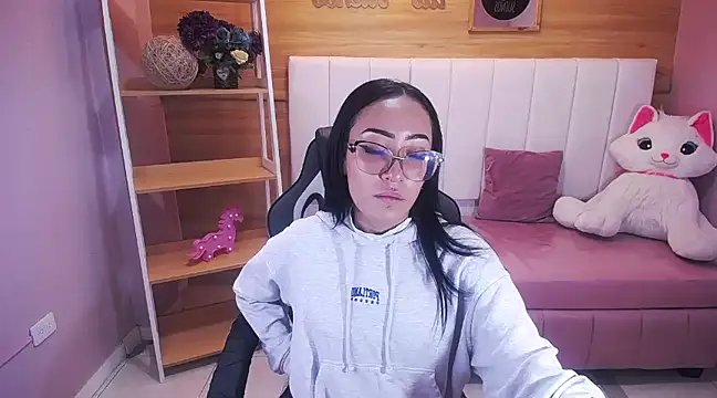 Snapshot of victoria_ricci_a chatting on February 13, 4:39 pm victoria ricci a online show from February 13, 4:39 pm