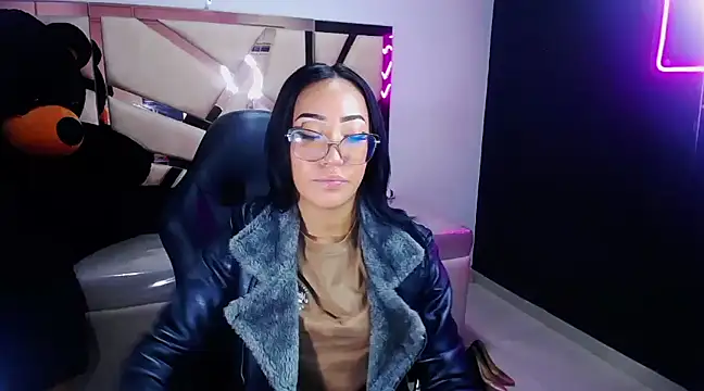 Snapshot of victoria_ricci_a chatting on March 1, 4:44 pm victoria ricci a online show from March 1, 4:44 pm