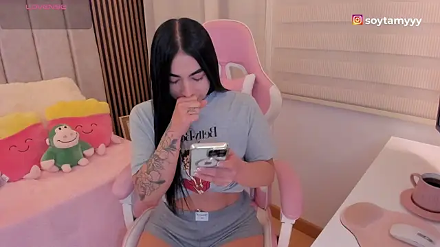 tamy xoo online show from October 23, 4:17 pm