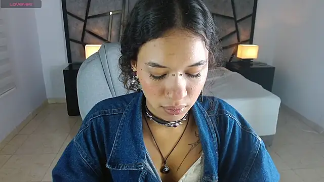 ilitzy cardona online show from October 1, 8:26 pm