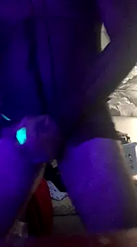 Snapshot of 1badfucka chatting on January 19, 2:04 am 1badfucka online show from January 19, 2:04 am
