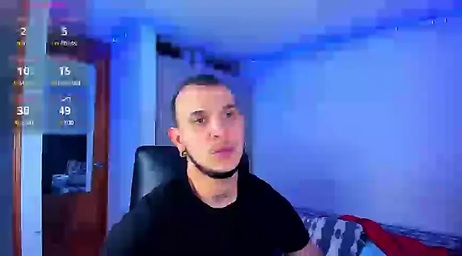 Snapshot of austinoficial chatting on February 27, 2:21 am austinoficial online show from February 27, 2:21 am