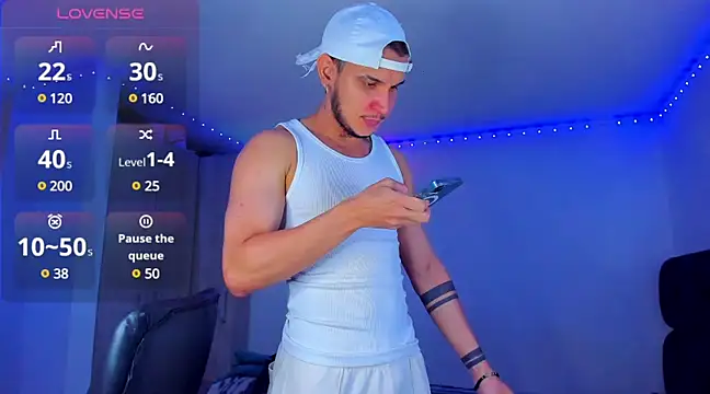 Snapshot of austinoficial chatting on February 28, 4:54 am austinoficial online show from February 28, 4:54 am