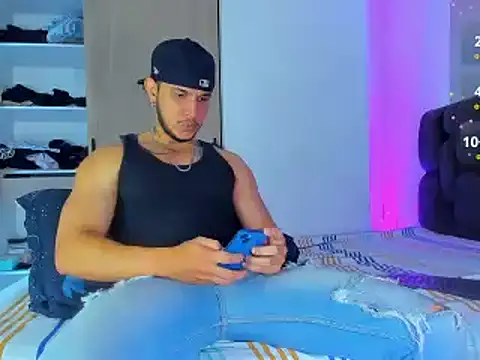 austinoficial online show from January 9, 7:59 pm