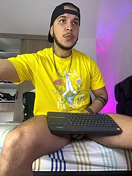 austinoficial online show from January 10, 7:04 pm